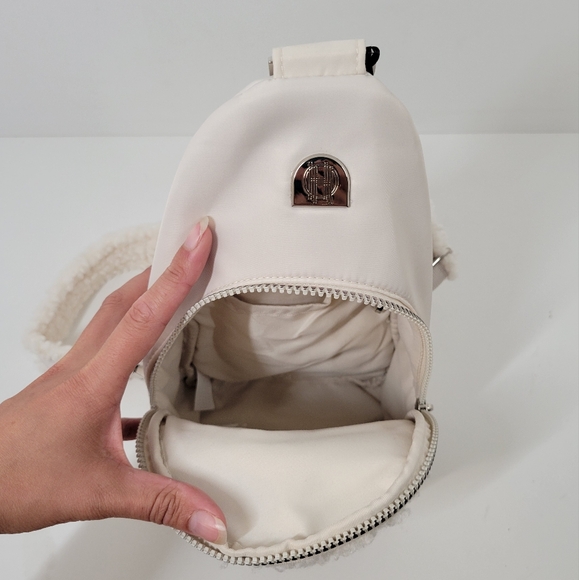 House of Harlow 1960 Cream Off White Sherpa Sling Bag One Shoulder Backpack NWT - Picture 2 of 5